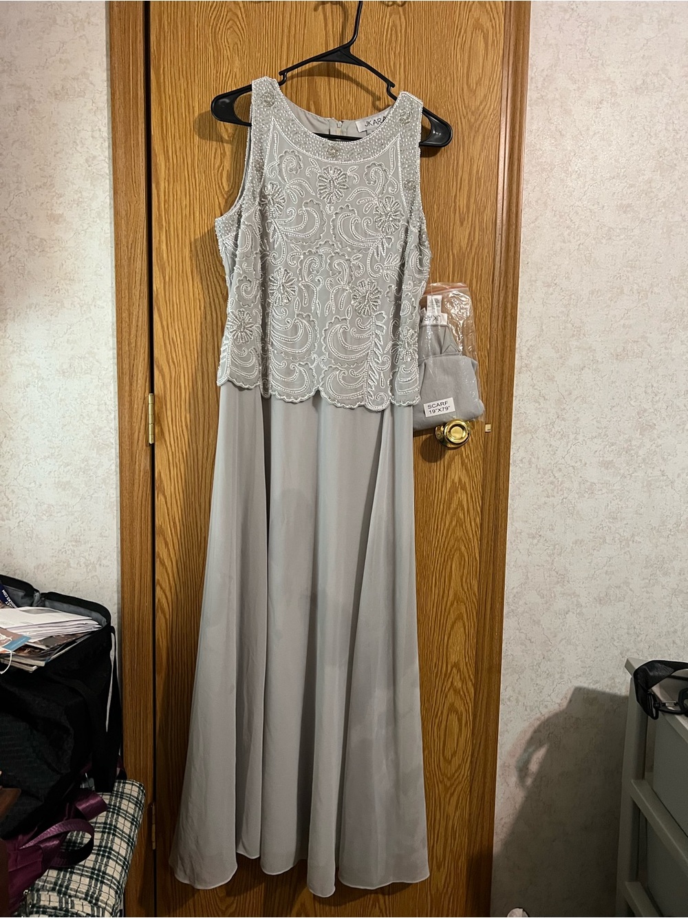 Elegant Silver Gray Lace Bodice sequins  10p Evening Dress Luxurious flowing